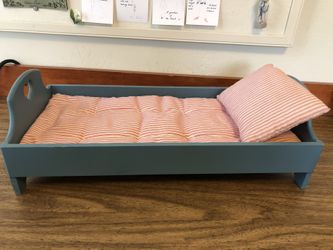 American Girl Kirsten Bed and Accessories