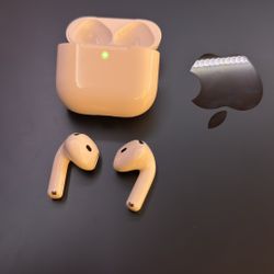 Airpods 4th Gen W/ Active Noise Cancellation 