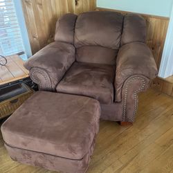 La-Z-Boy Brown Chair and Footrest 