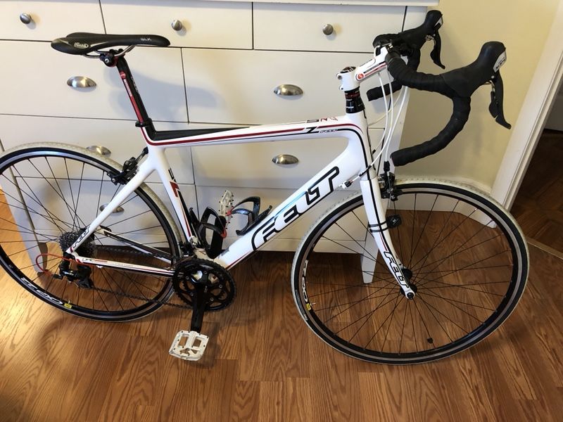 FELT Z5 CARBON ROAD BIKE FOR SALE 56CM