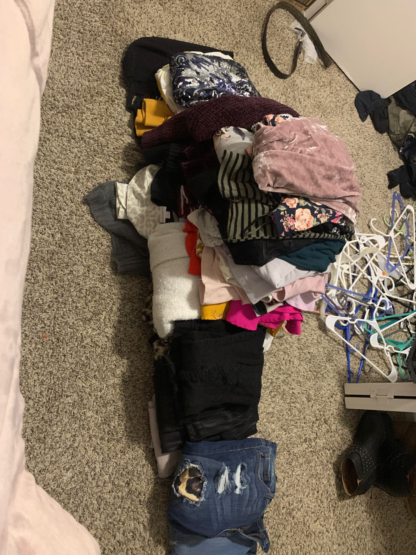 Women’s clothes lot size small/medium