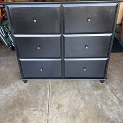 Ashley Furniture Dresser 