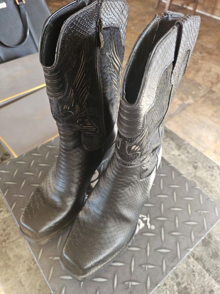 Woman's Boots Square Toe Bootie