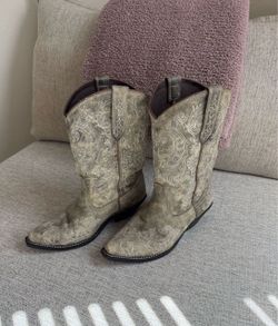 Rock In Country Boots
