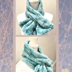 Faux Fur Scarf / Wrap 