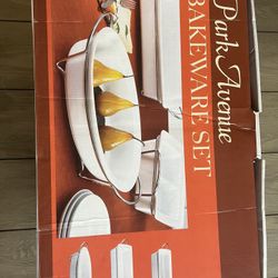 BAKEWARE SET