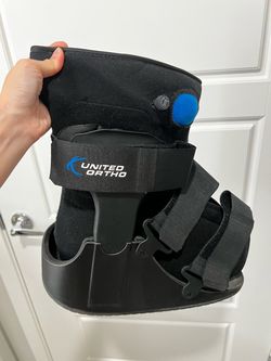 United ortho walking boot