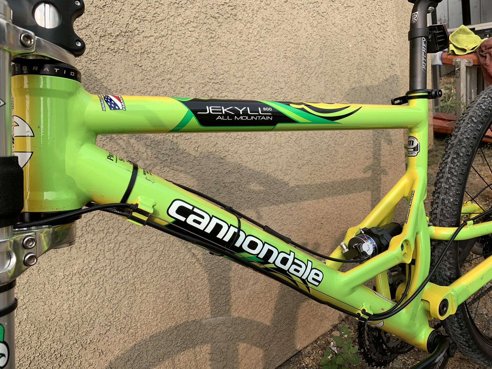 Cannondale jekyll 800 lefty mountain bike 2025