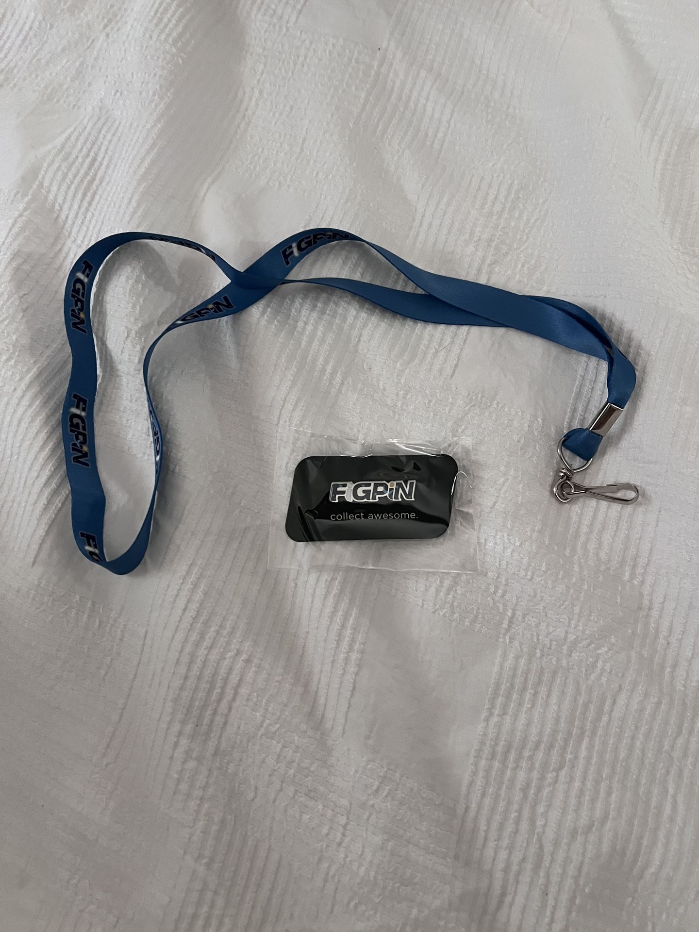 D23 Fig Pin & Lanyard