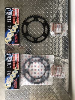 Set of New Sprockets and Chain