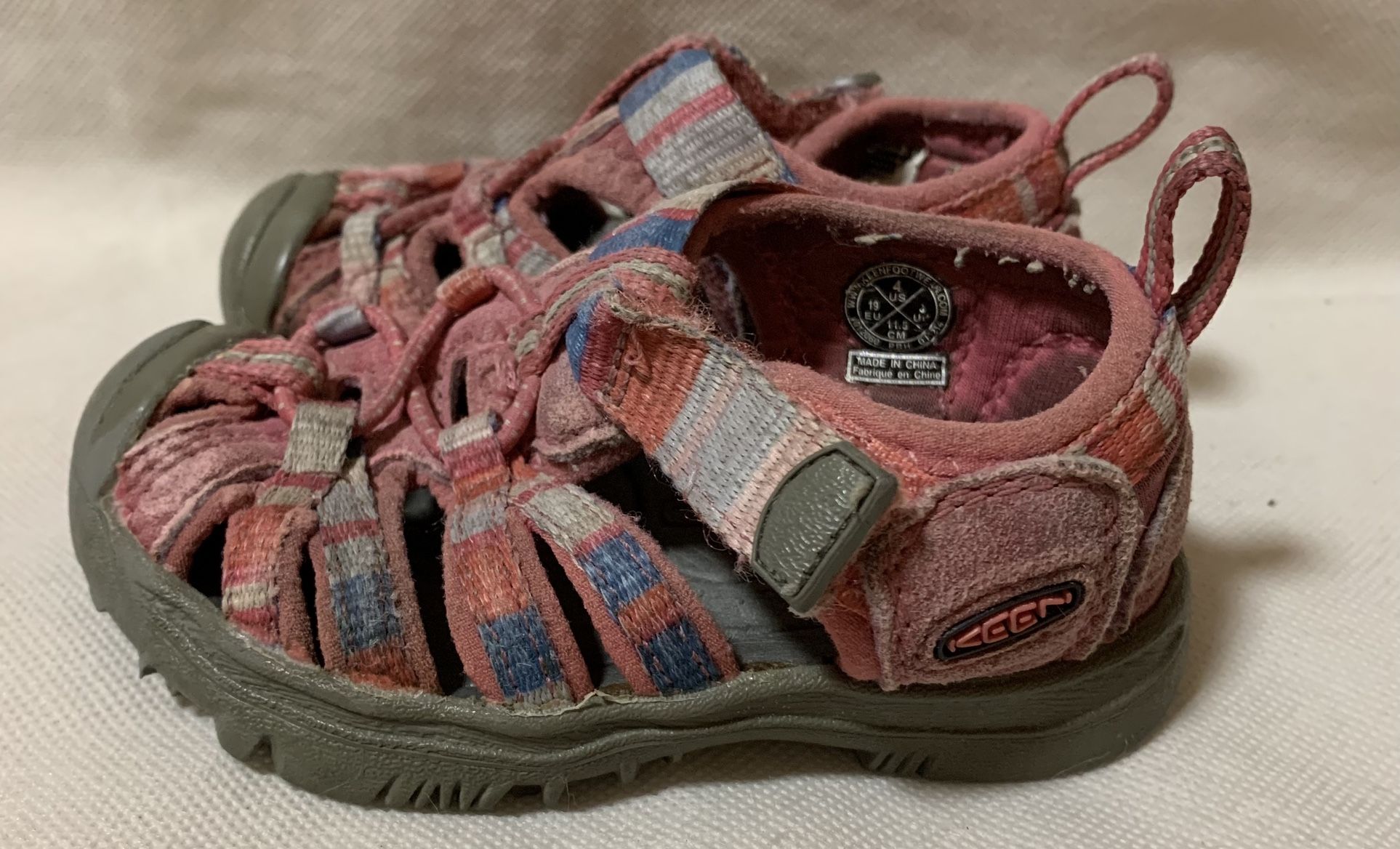 Keen Toddler Girl Size 4 Sandals Shoes 