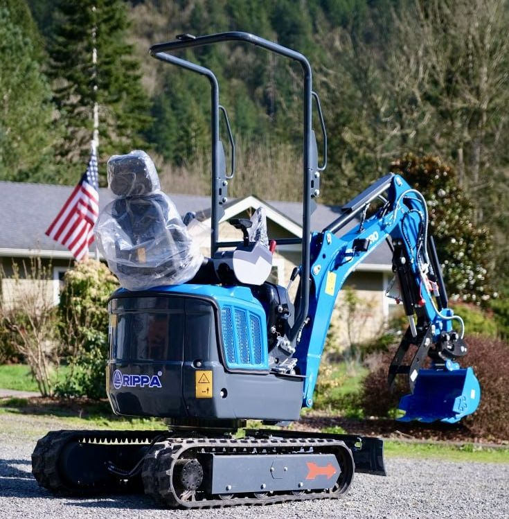 NARROW 29.5'' Expandable | KUBOTA DIESEL | RIPPA R13PRO Mini EXCAVATOR