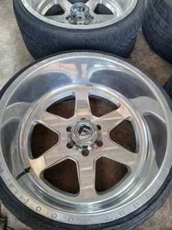 Fuel Forged 22x12 6x139.7mm bolt pattern
