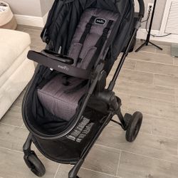 Pivot Evenflo Travel System & Car Seat