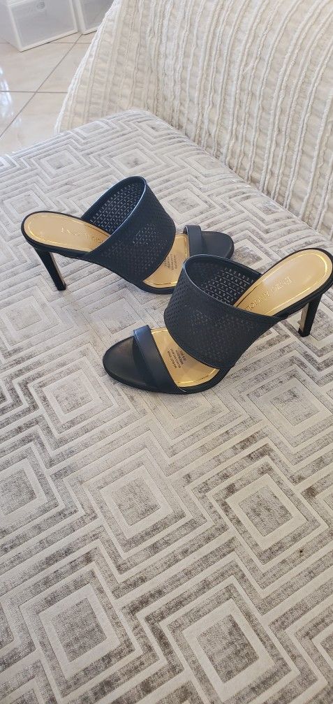 Black Shoes, Sandals, Comfortable, Size 6, Leather See Through Straps