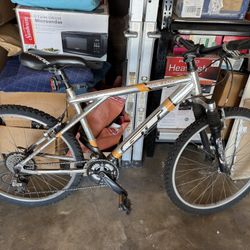 GT Aggressor Aluminum Mountain Bike 16” 