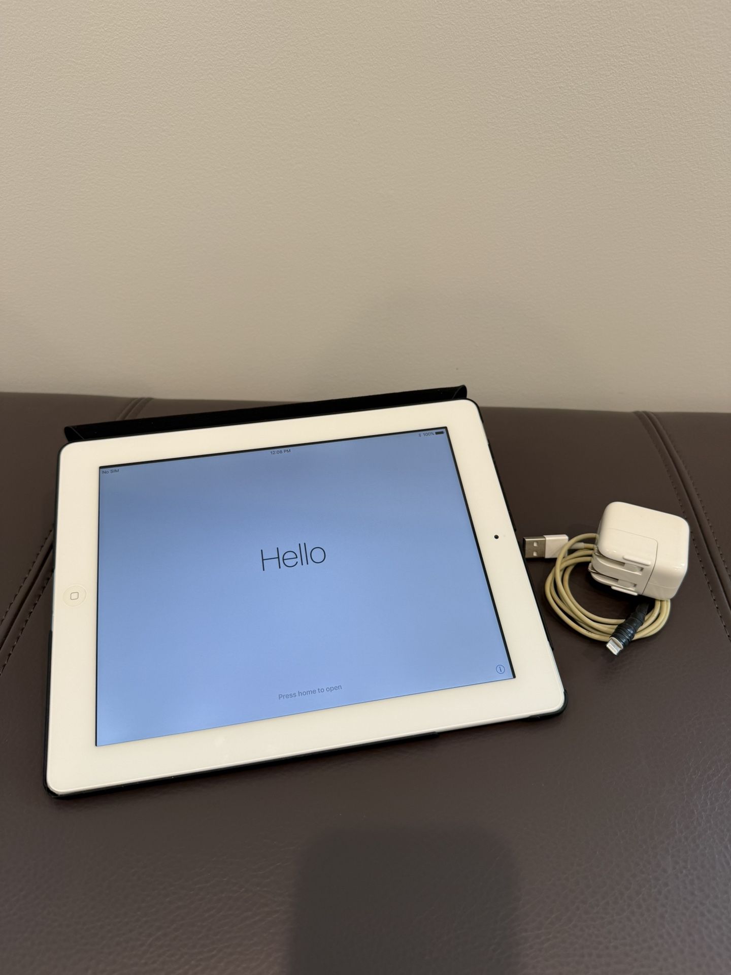 Apple iPad 4th Generation (32 GB)