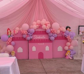 Balloon garland