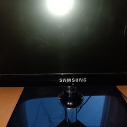 Monitor With Keyboard 
