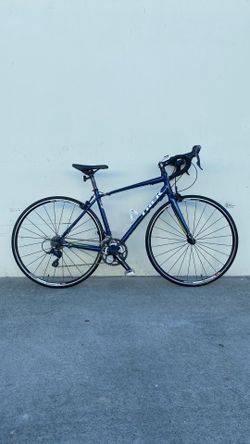 TREK ROAD BIKE