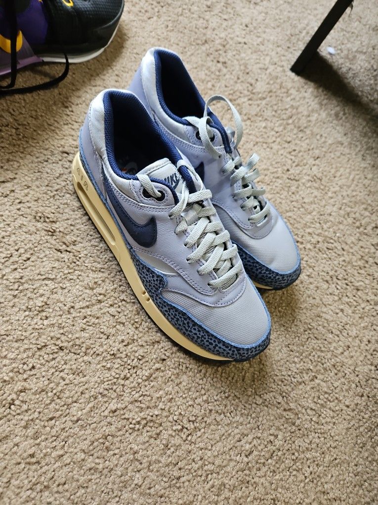 Nike Shoes