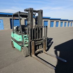 Mitsubishi Forklift 6000 Lb. Capacity 