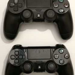 PlayStation 4 Controllers 