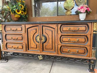 Gorgeous mármol top great long dresser