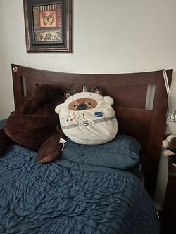 Queen bed frame with boxspring