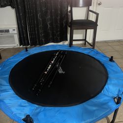 Trampoline 