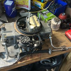 Holley 670 Street Avenger 