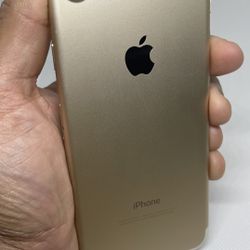 iPhone 7 128gb GOLD(UNLOCKED)