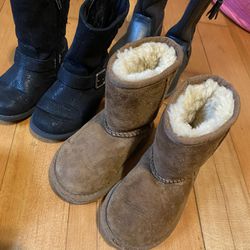 Toddler Boots Size 7 Ugg/ Cherokee