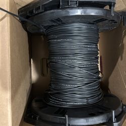 Belden 6300 UE Red/blk 18 AWG