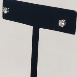 Diamond Earrings 14kt Shipping Now Available 