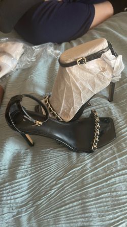 WOMEN HEELS
