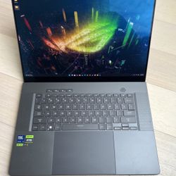 ASUS ROG Zephyrus G16 - Intel Ultra 9, RTX 4090, 240Hz, 32GB DDR5 RAM, 2TB SSD