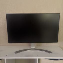LG Monitor 