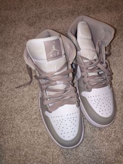 Size 8 air jordan 1s