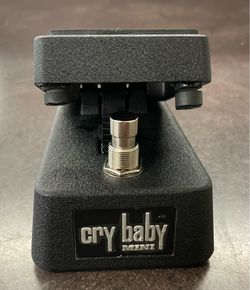 Dunlop CBM95 Cry Baby Mini Wah Pedal Professional Guitar Effects