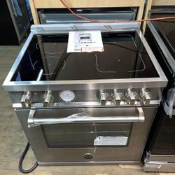 30” Induction Máster Series Range 