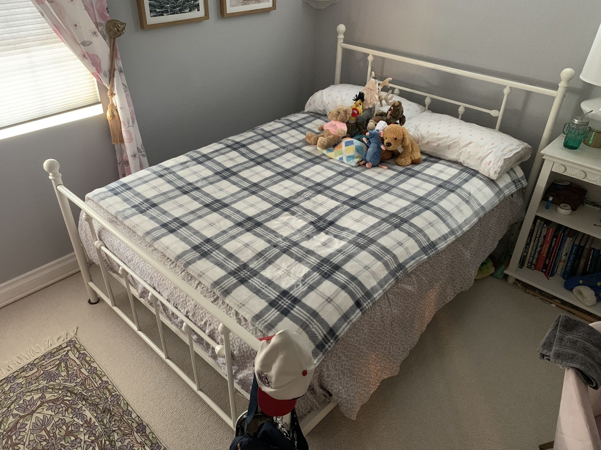 Full Size Bed Frame And Mattress