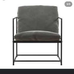 ☀️P54#8 ($110) Benjamin Armchair Dorel 🌹