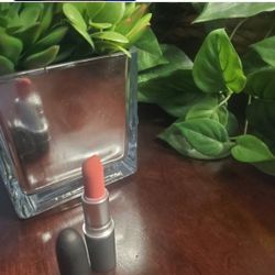 Mac Lipstick #928 Sheer Outrage