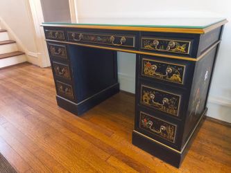 Cute Leather Top 6 Drawer Desk By Sligh Lowery Holland Michigan For Sale