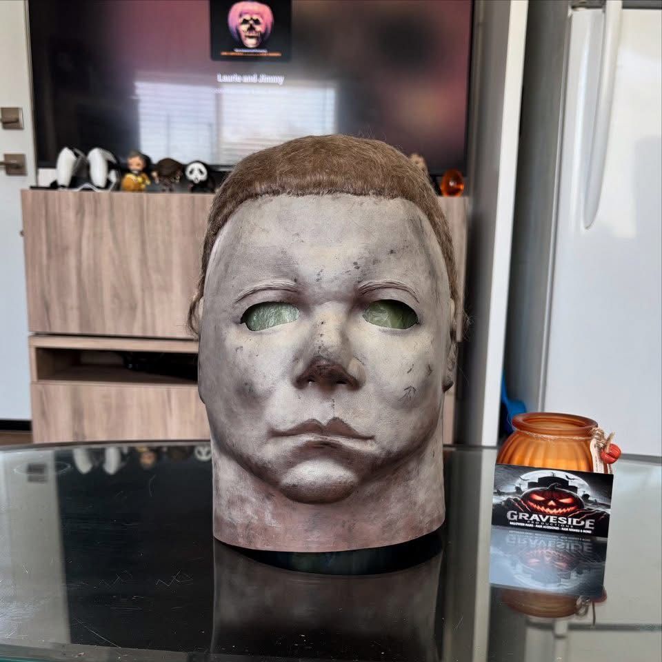 Graveside Production Halloween 2 Micheal Myers Mask