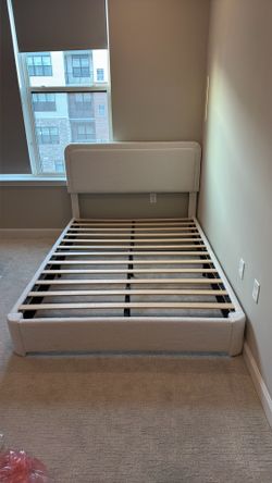 Full-Size Double Bed With Rounded Base / Soft Smooth Headboard With Rounded Edges /Thickened Bed Platform /Sturdy Wooden Legs