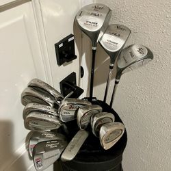 Golf Clubs Set Like New!