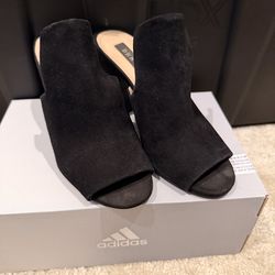 DKNY Women’s Shoes Size 7