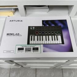 Arturia MiniLab MKII Midi Controller Keyboard 